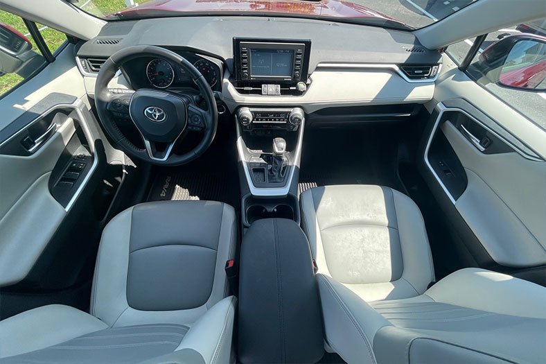 2021 Toyota RAV4 XLE