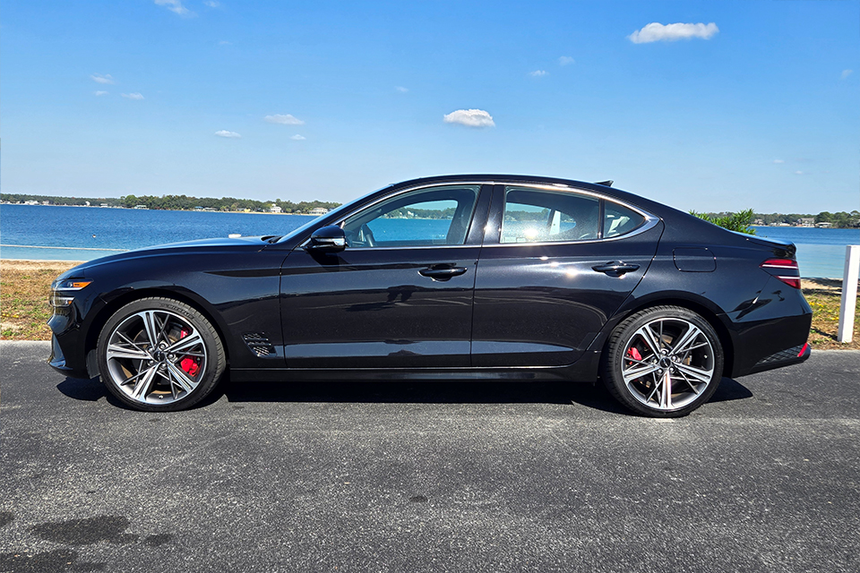 2024 Genesis G70